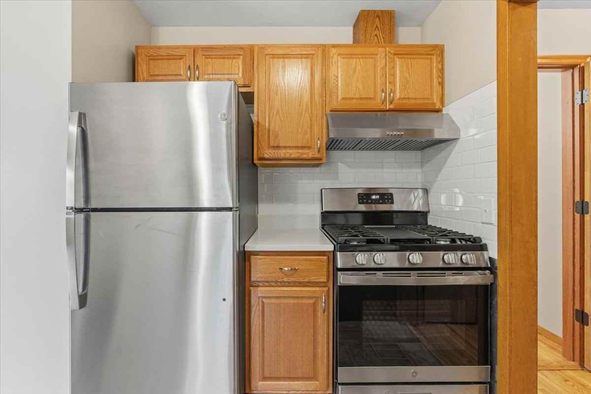 2916 52nd Ave N #2916 - Photo 7 of 18