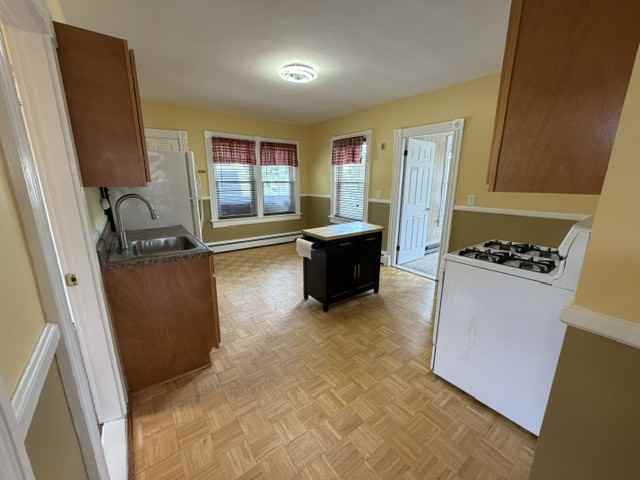 43 Pilgrim Ave #1 - Photo 3 of 14