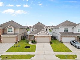 featured image of 24926 Bastiani Canvas Ln #NA