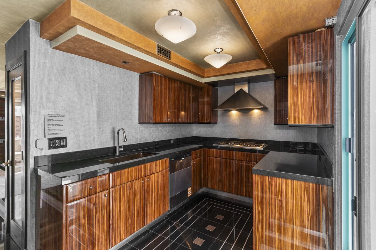 10336 Wilshire Blvd #1 - Photo 5 of 11