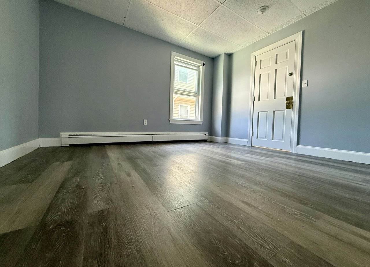 251 Copeland Street, Unit B - Photo 3 of 8