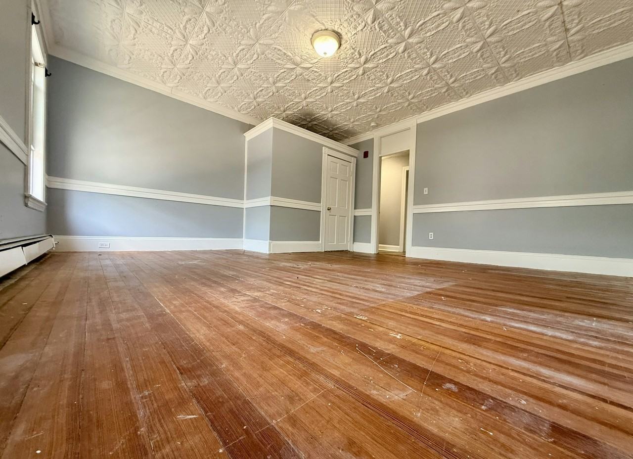 251 Copeland Street, Unit B - Photo 4 of 8