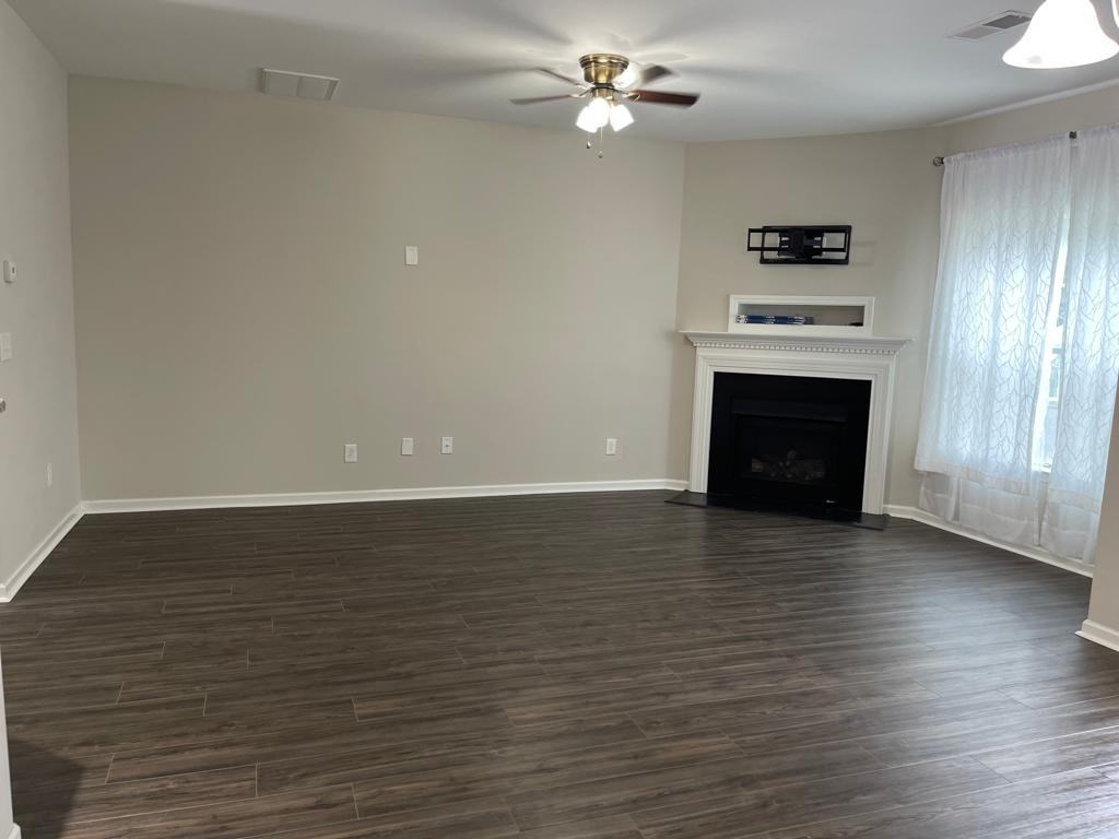 235 Cypress Hill Ln #235 - Photo 7 of 20