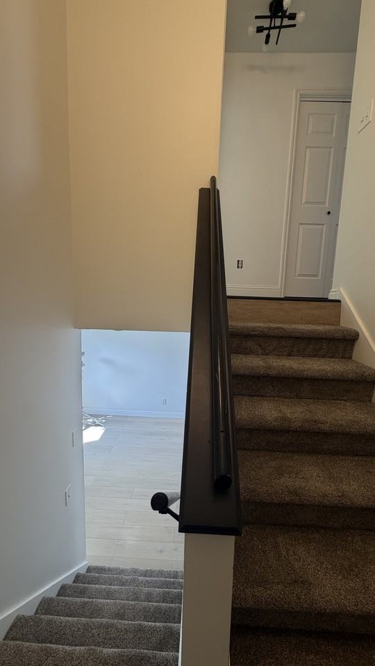 1554 Monroe Blvd #NA - Photo 4 of 13