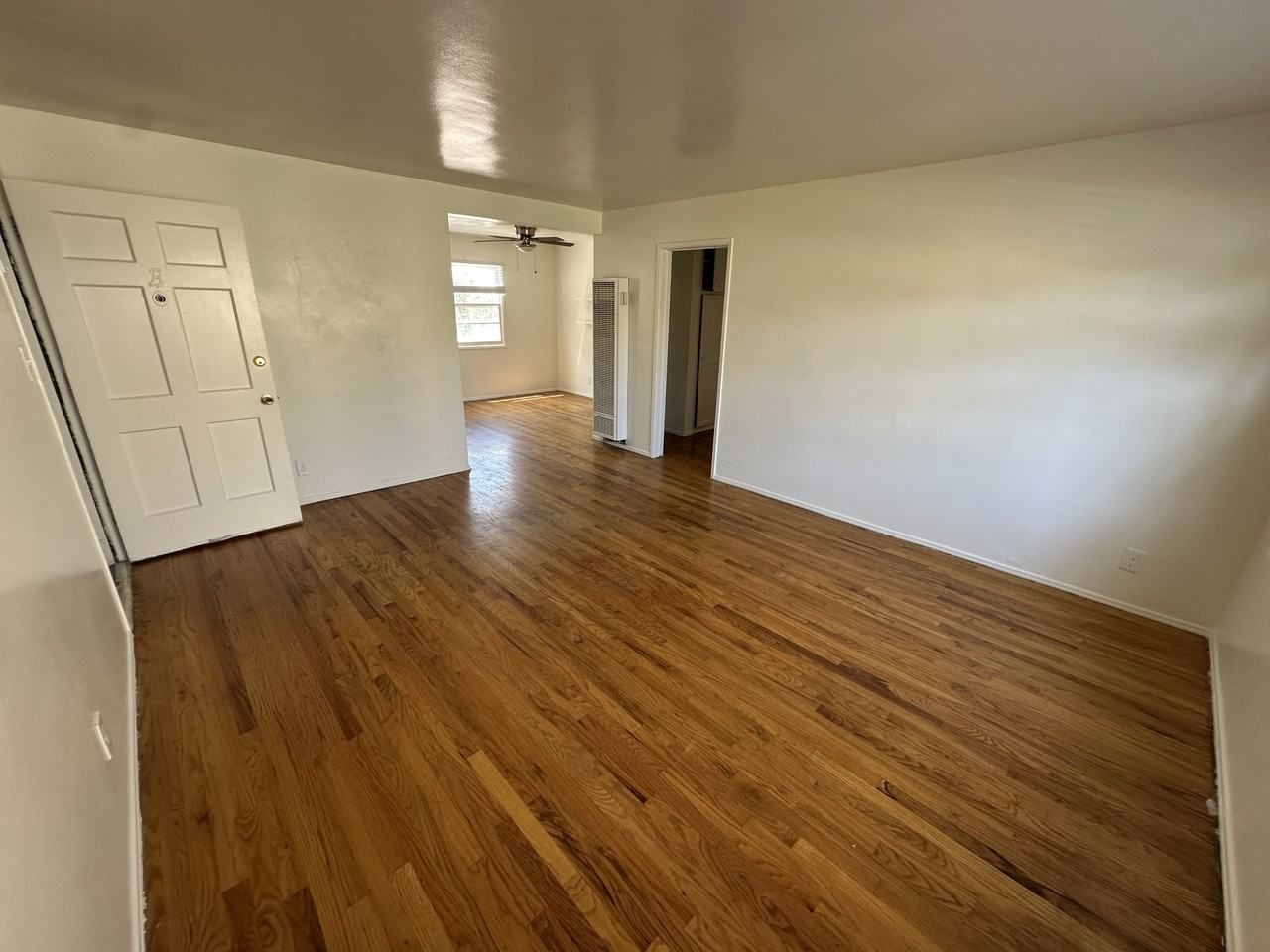 2471 Silver Lake Blvd #2471B - Photo 5 of 33