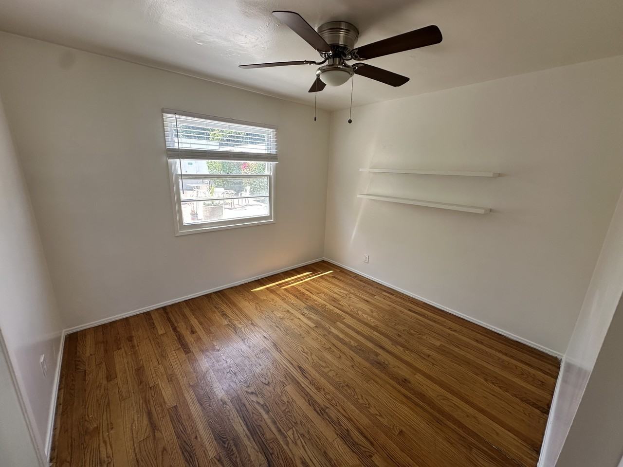 2471 Silver Lake Blvd #2471B - Photo 6 of 33