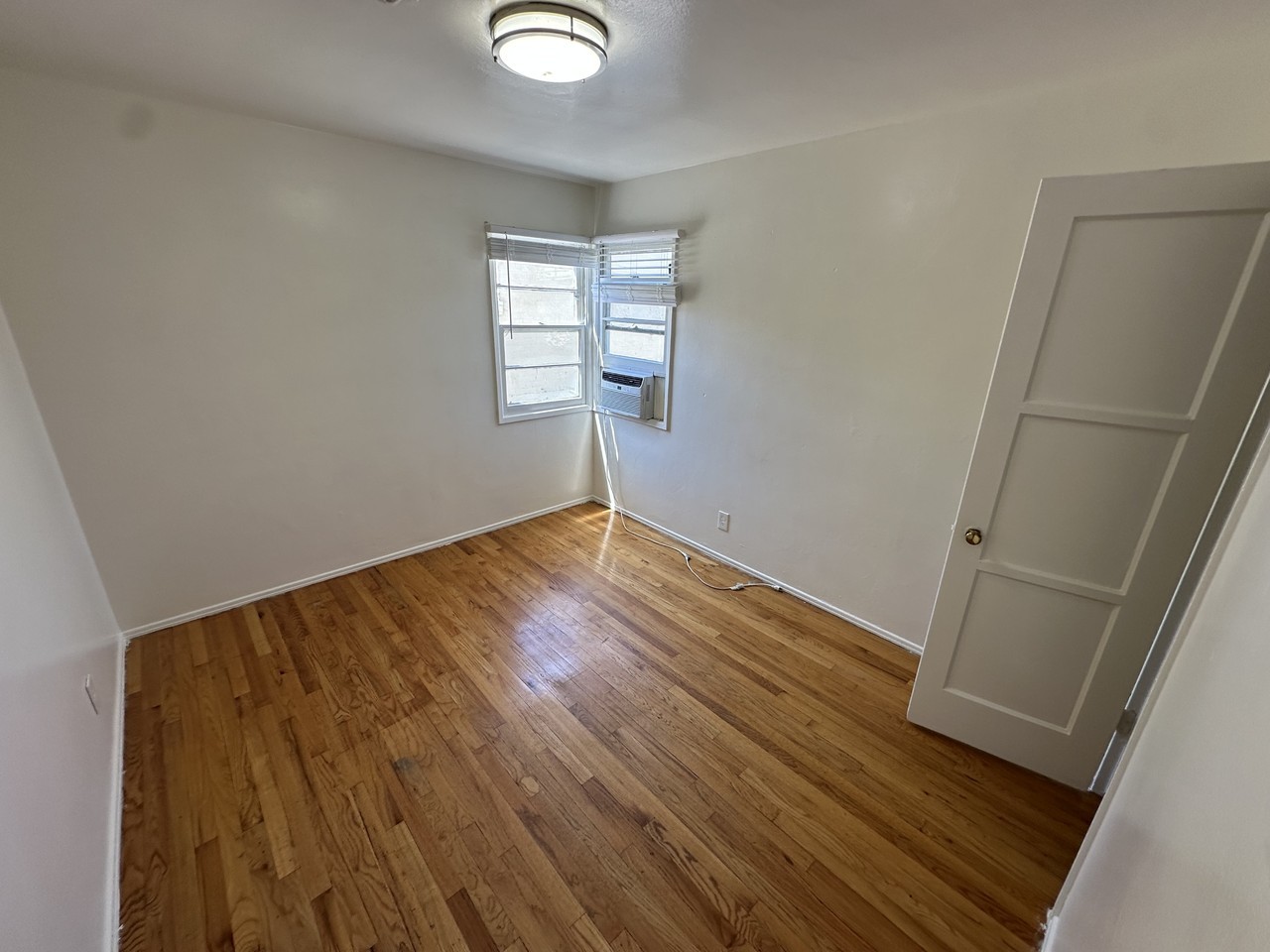 2471 Silver Lake Blvd #2471B - Photo 5 of 48