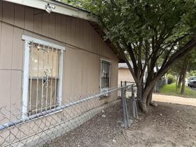 601 Cantrell Dr #B - Photo 1 of 1