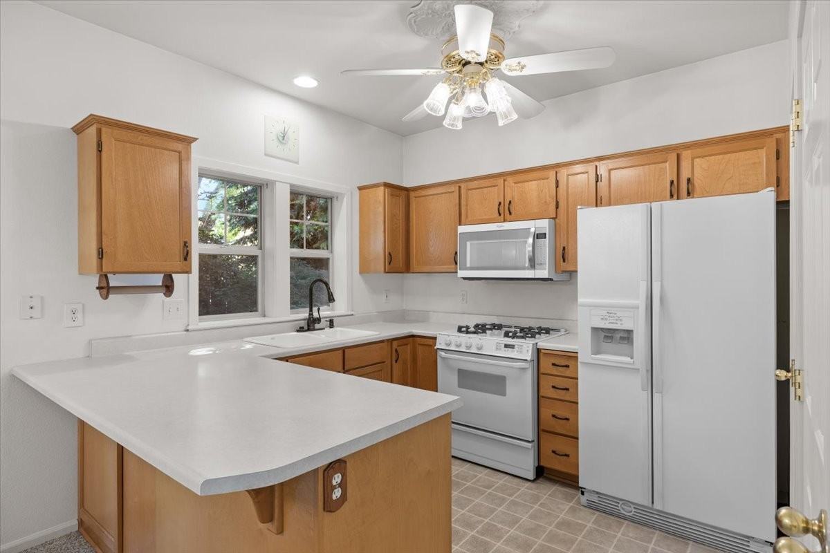 100 Jackson Creek Dr #1 - Photo 6 of 25
