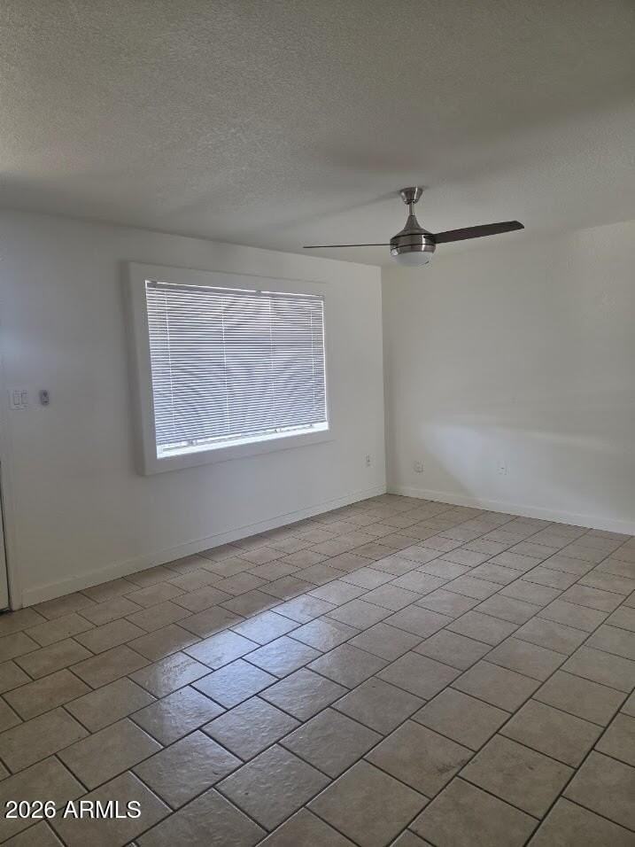 35 E Fairmont Dr - Photo 3 of 24
