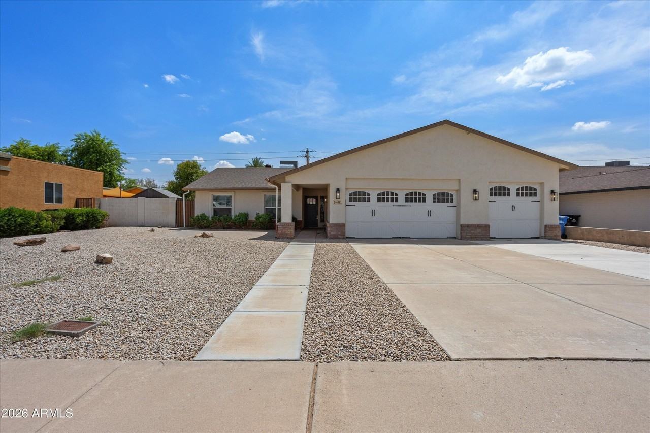 5401 E Beck Ln - Photo 2 of 44