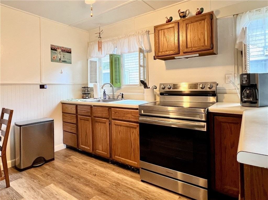 225 Lake Shore Dr S - Photo 3 of 21