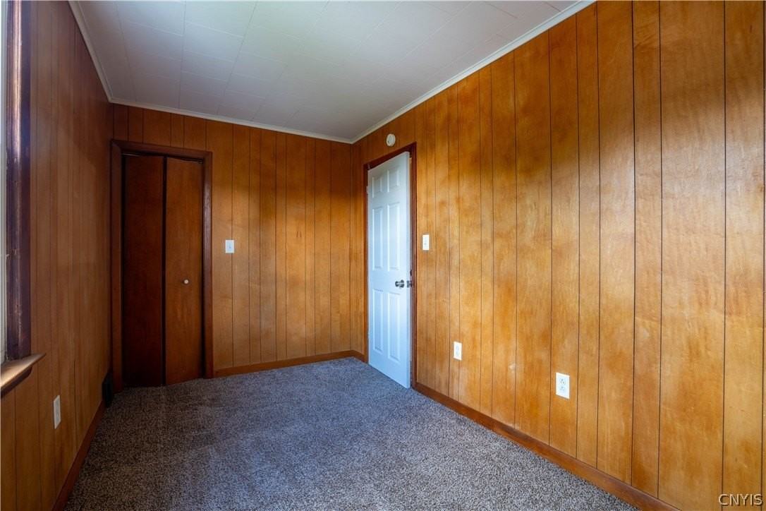 262 Church St - Photo 7 of 30