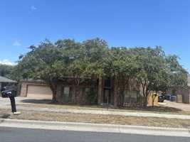 featured image of 14810 Beal Dr