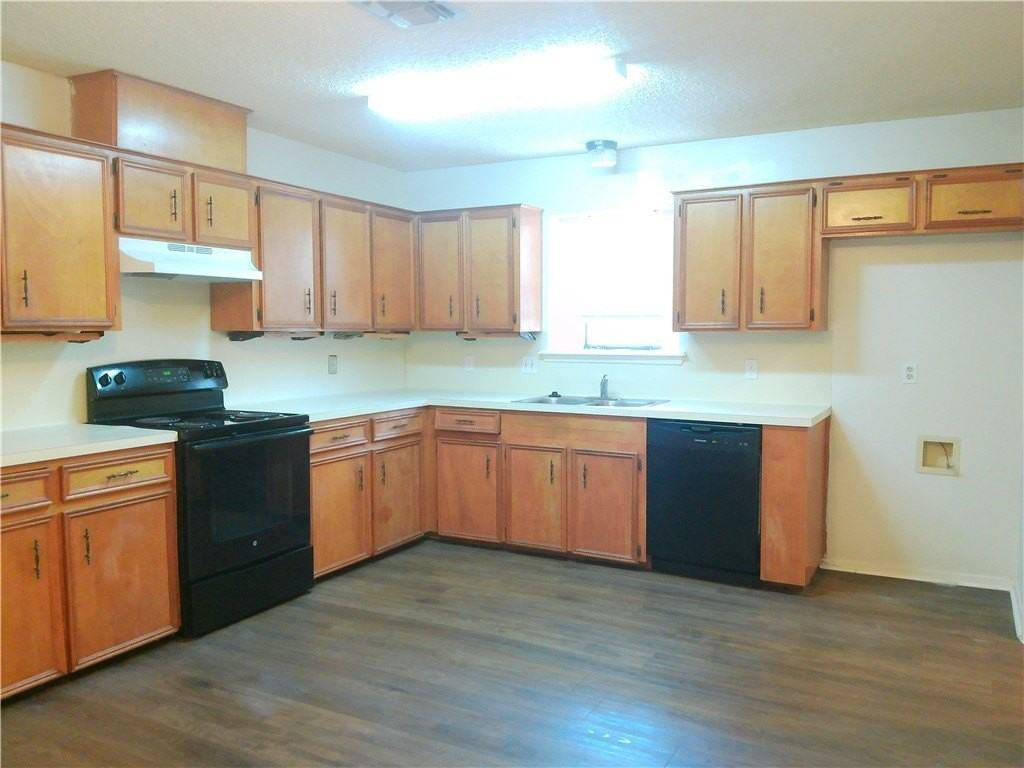 4773 Sierra Blanca Blvd - Photo 5 of 16