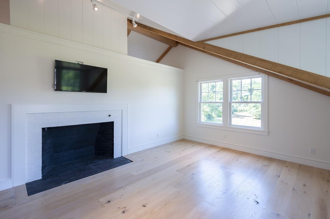 550 W Falmouth Hwy #3 - Photo 4 of 18