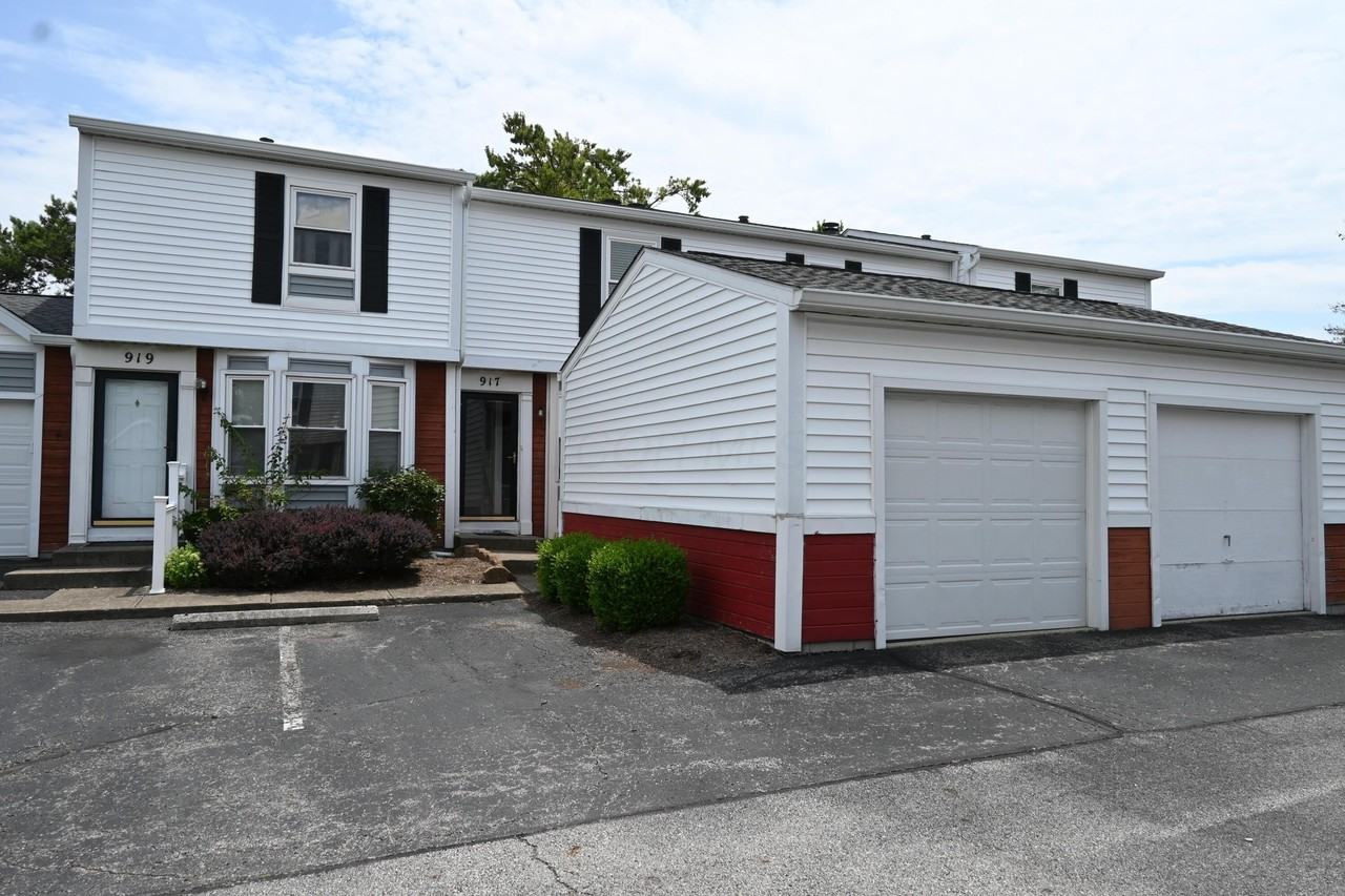 917 Annagladys Dr #Y2 - Photo 2 of 16