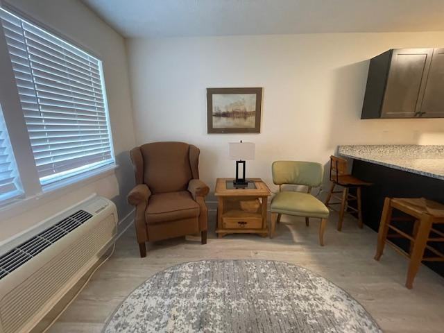 41 Kenilworth Rd - Photo 3 of 10