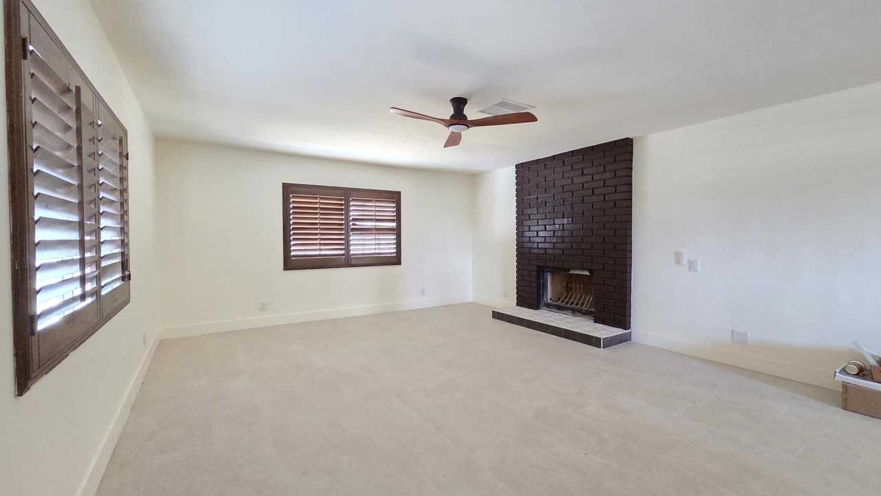 62101 Tyler St - Photo 4 of 14
