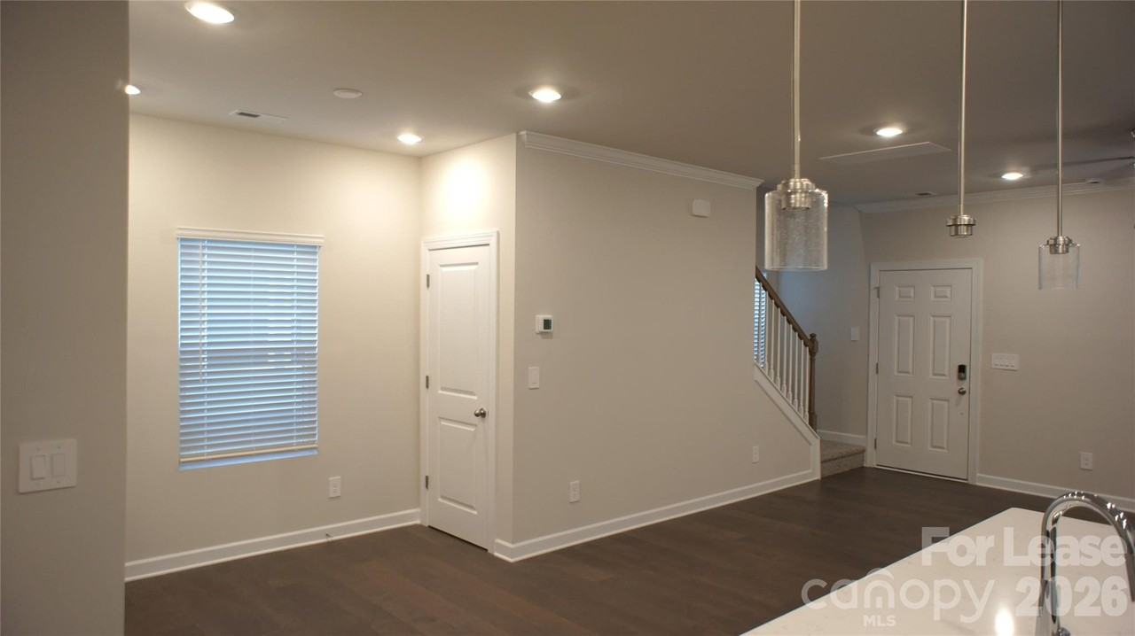344 Cedar Knoll Cir - Photo 6 of 45