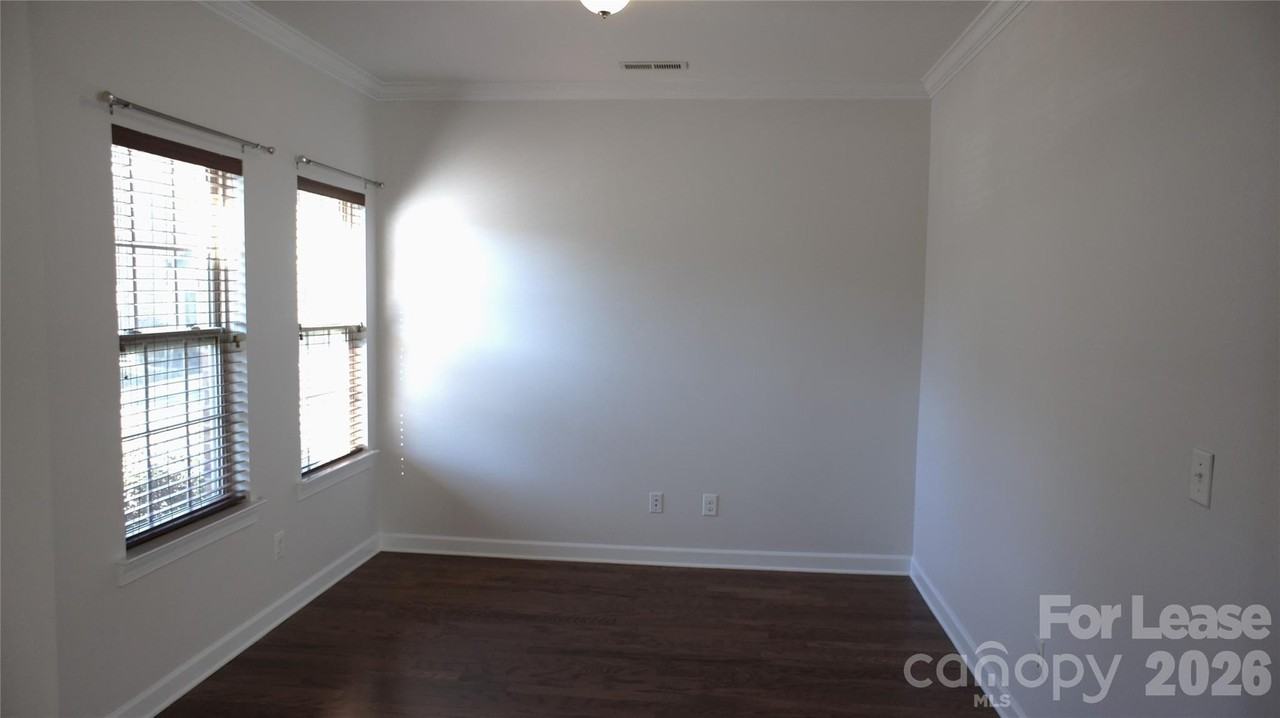 15509 Barossa Valley St - Photo 3 of 40