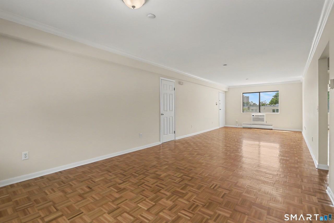 330 Savin Ave #55 - Photo 3 of 10