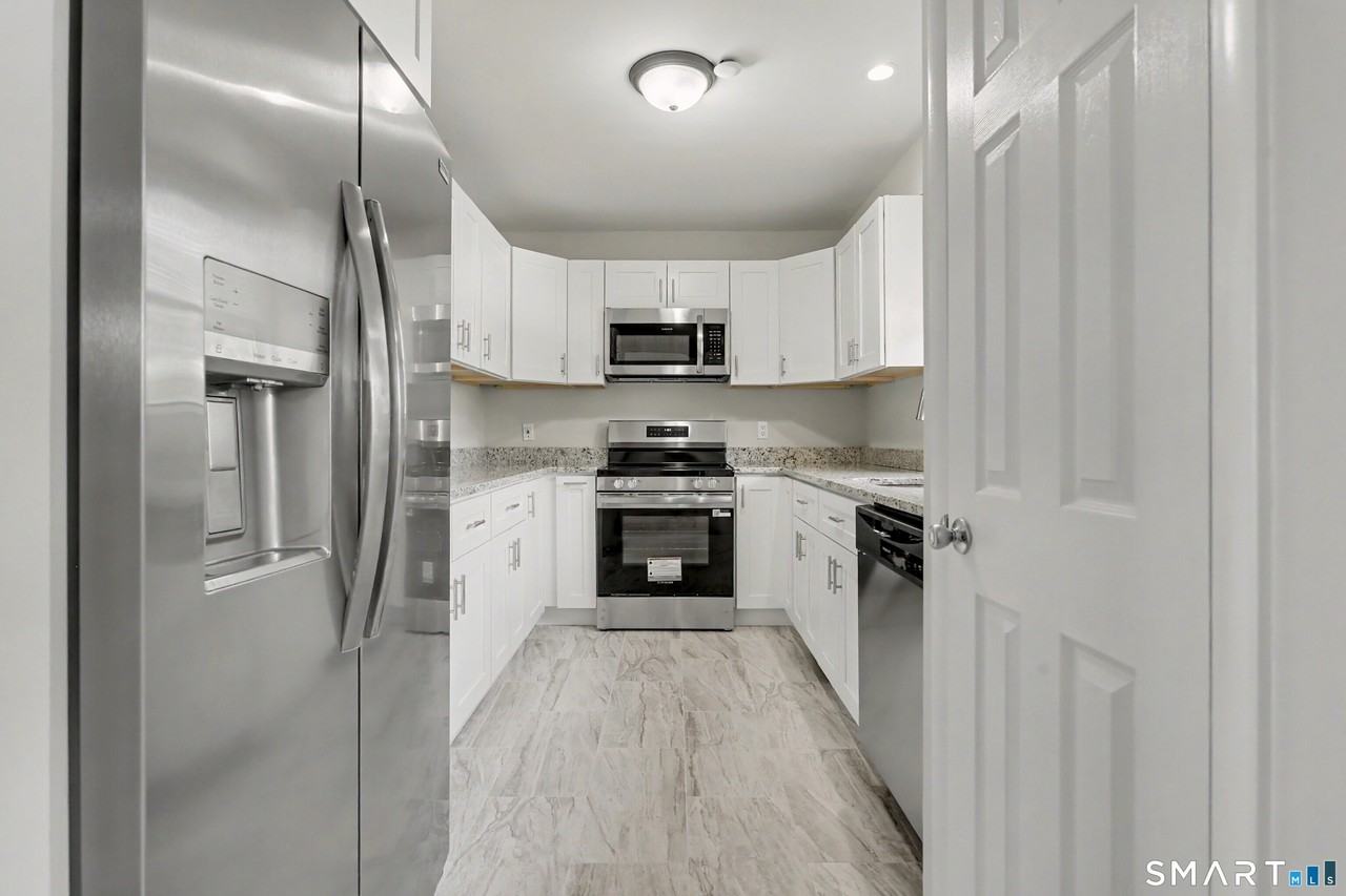 330 Savin Ave #55 - Photo 5 of 10