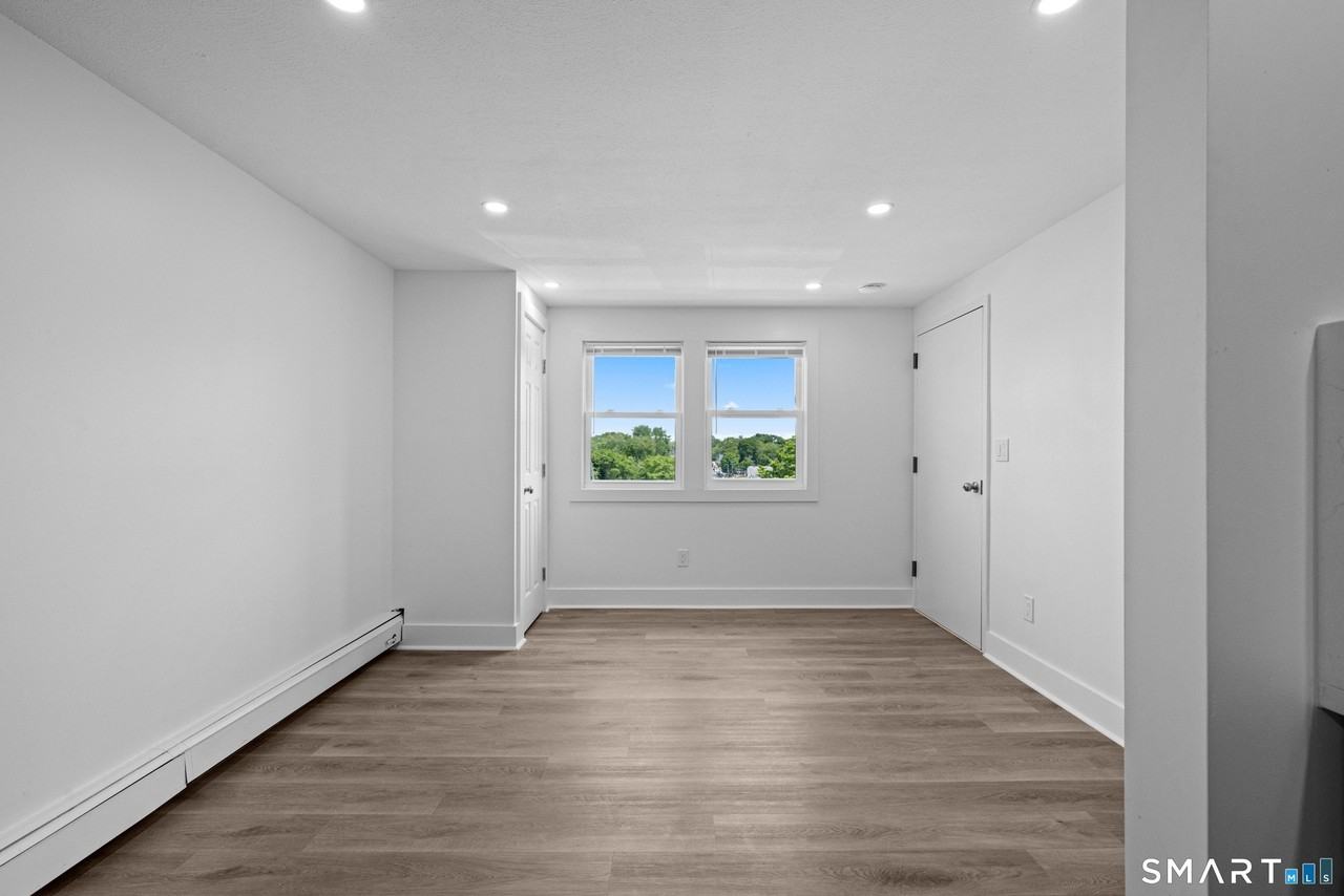 145 Garfield Ave - Photo 7 of 13