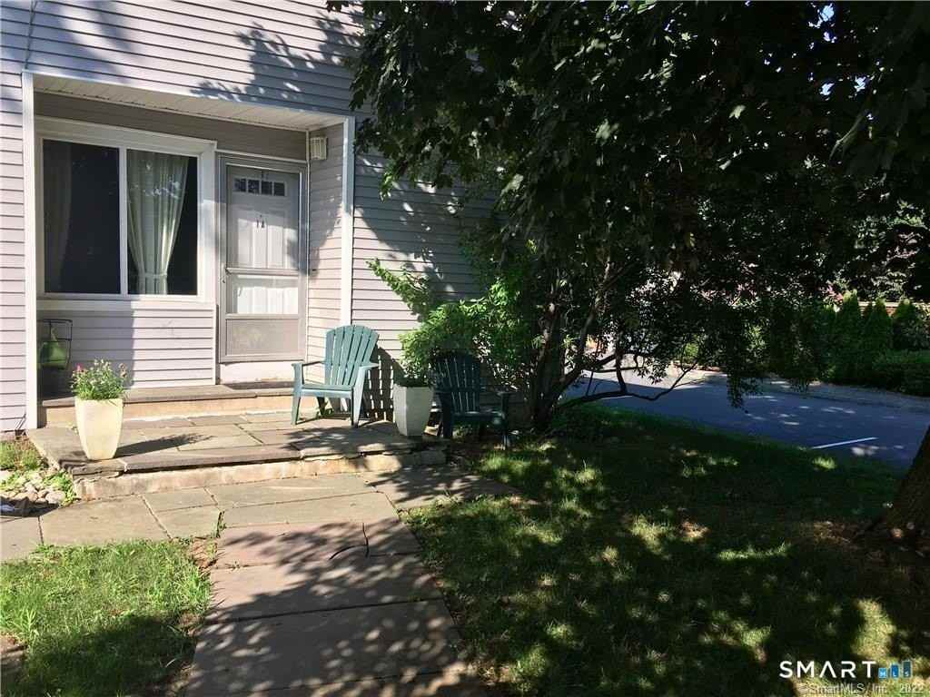 63 Ward St #1A - Photo 2 of 9