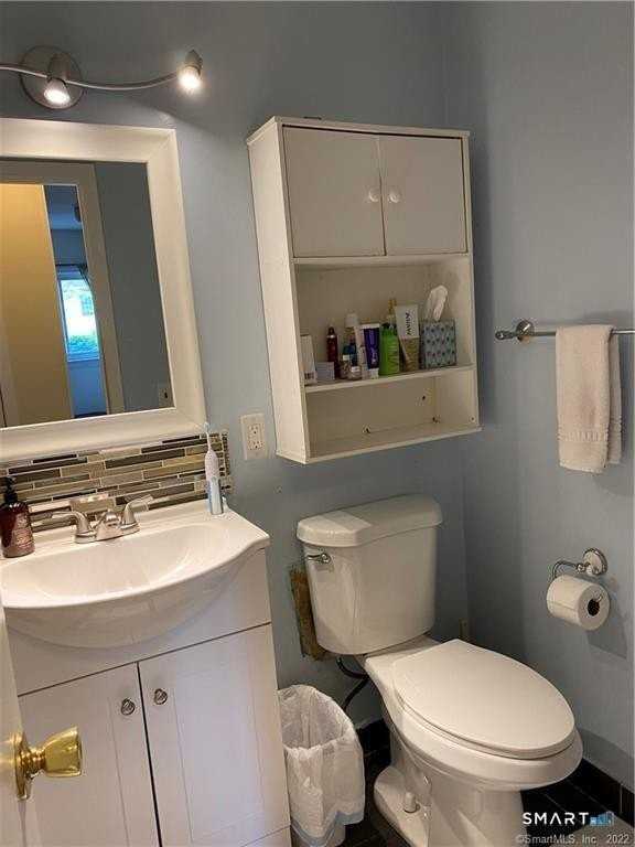 63 Ward St #1A - Photo 7 of 9