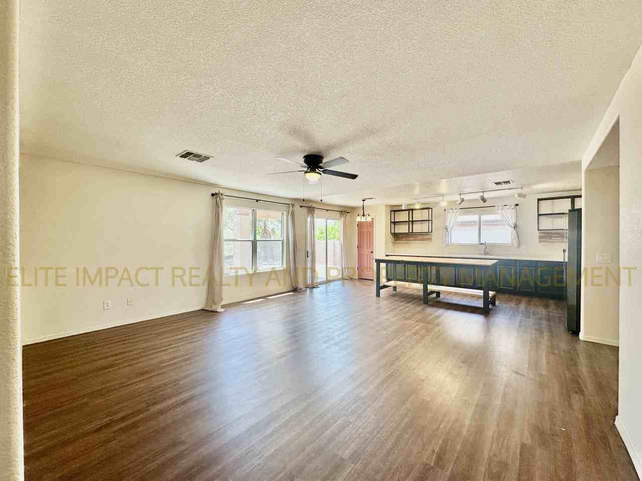10930 S Camino San Clemente #1 - Photo 5 of 29