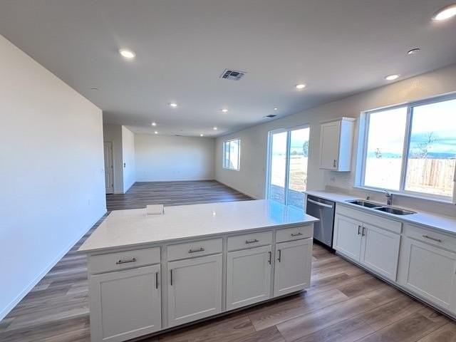 3285 Lourdes Ave - Photo 3 of 14