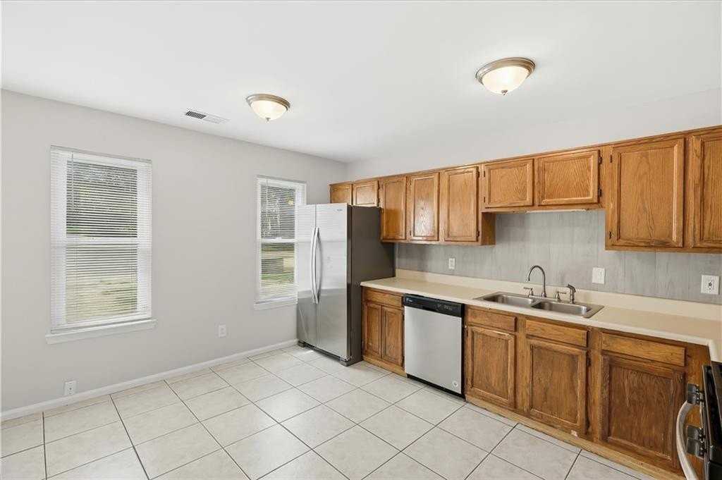 3447 Kingswood Run - Photo 4 of 27