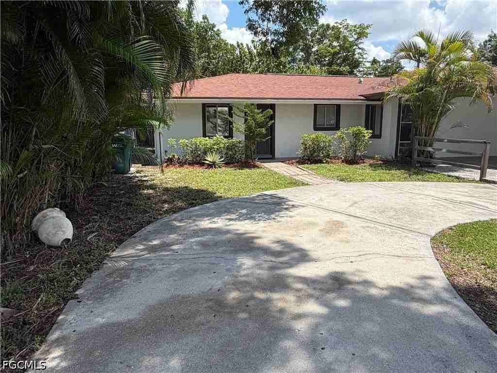 5829 Casablanca Ct - Photo 2 of 11
