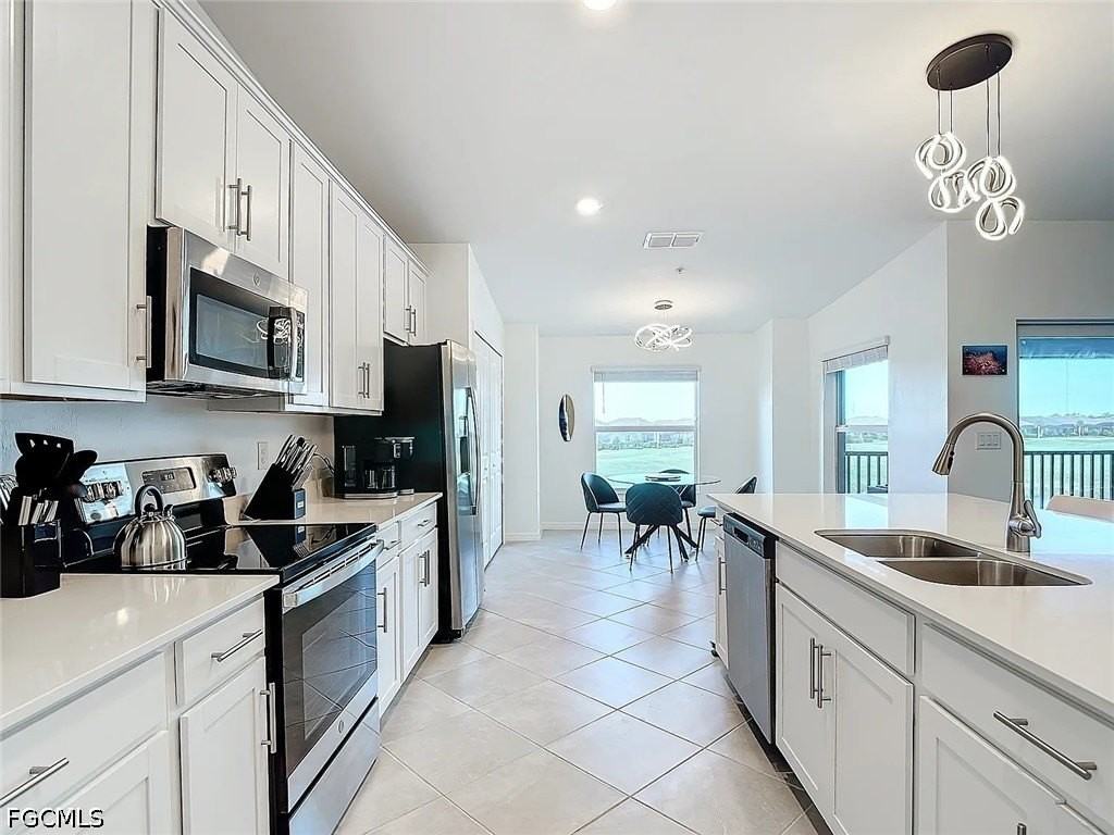 43992 Boardwalk Loop #1524 - Photo 4 of 22