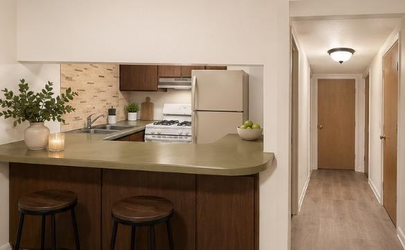 124 W Washington St - Photo 2 of 10