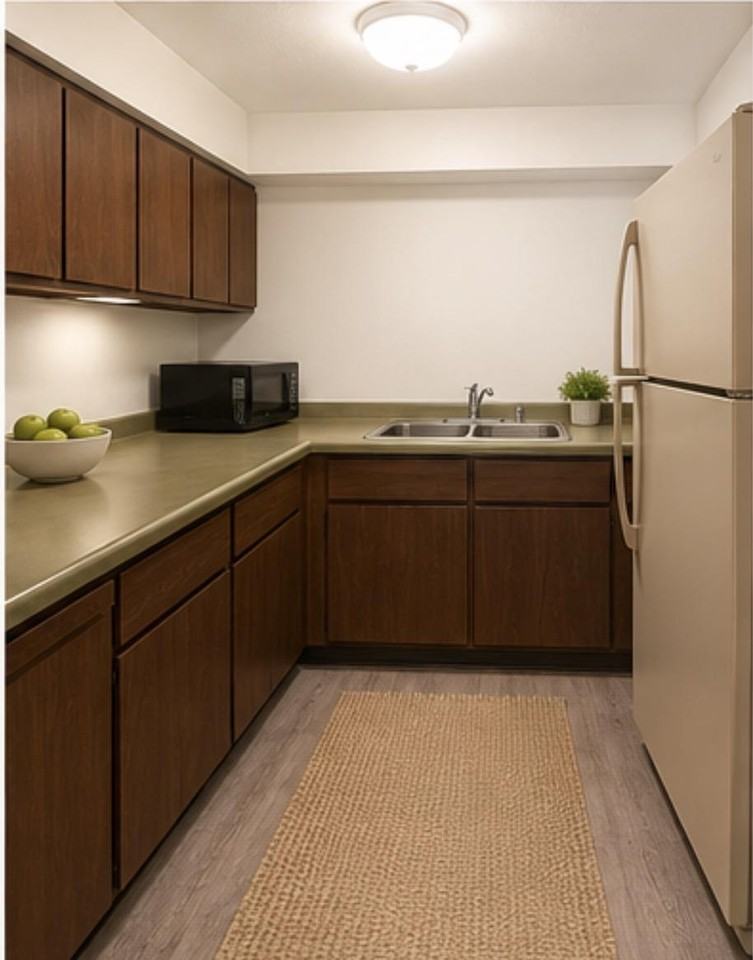 124 W Washington St - Photo 4 of 10
