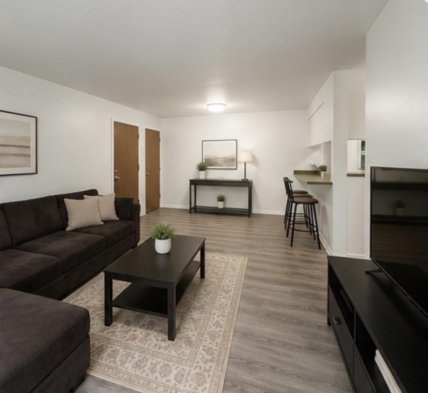 124 W Washington St - Photo 5 of 10