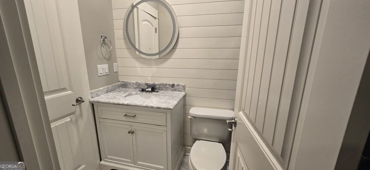 5715 Southcrest Ln - Photo 6 of 21