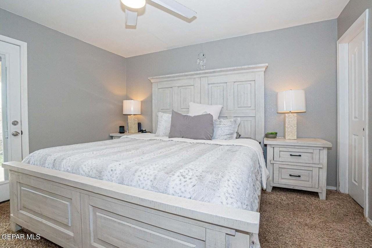 10768 Spring Valley Cir - Photo 5 of 6