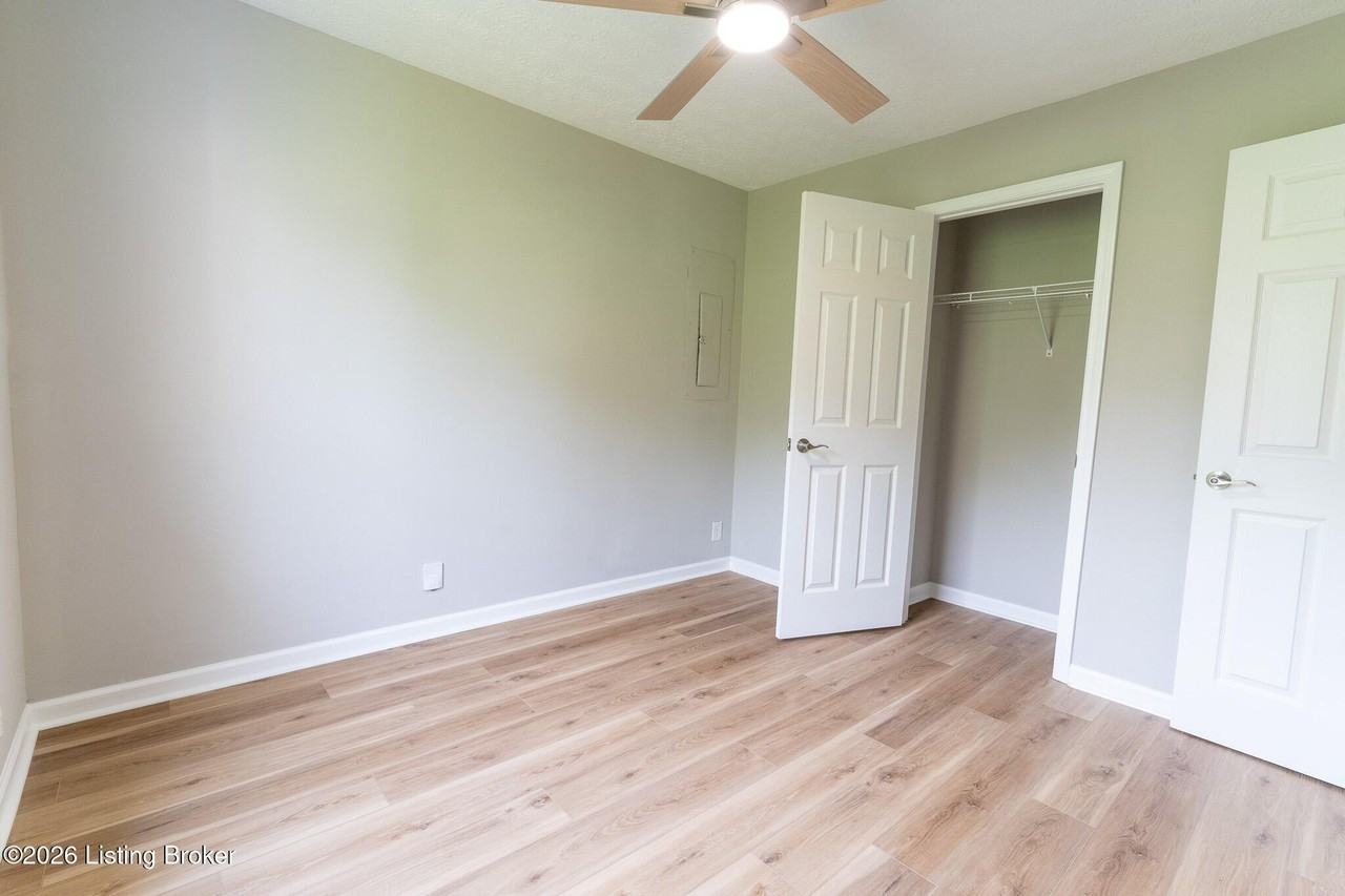 106 Hardin Ct - Photo 7 of 11