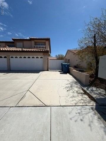 9572 Hawaiian Summer St - Photo 2 of 42