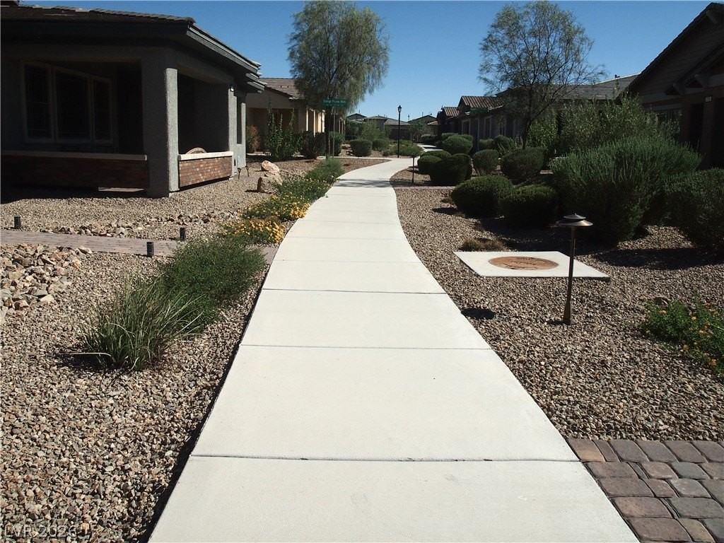 735 Orange Plume Walk - Photo 6 of 32