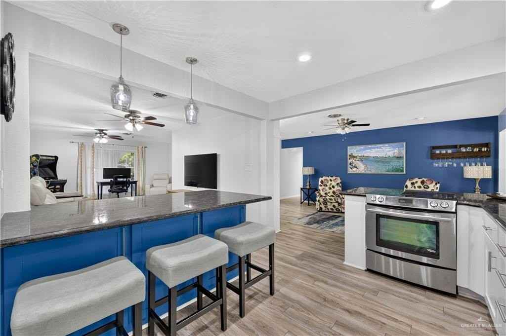 505 W Esperanza Ave - Photo 4 of 21