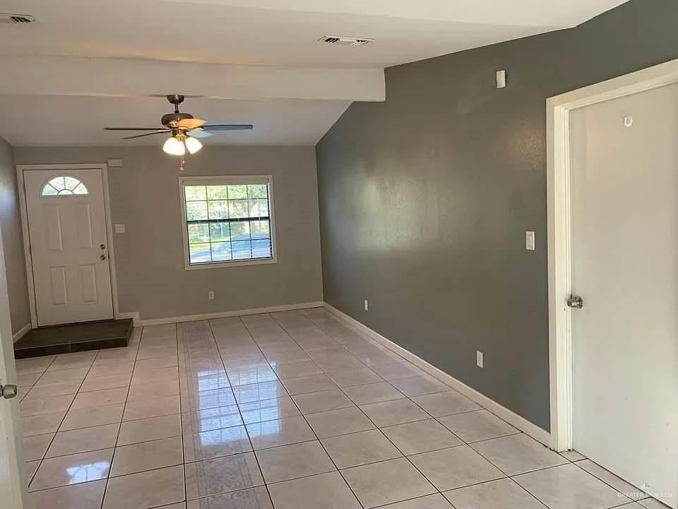 2605 Gull Ave - Photo 3 of 17