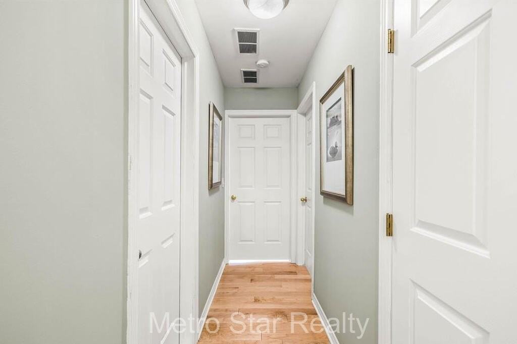 120 N Village Way - Photo 7 of 18