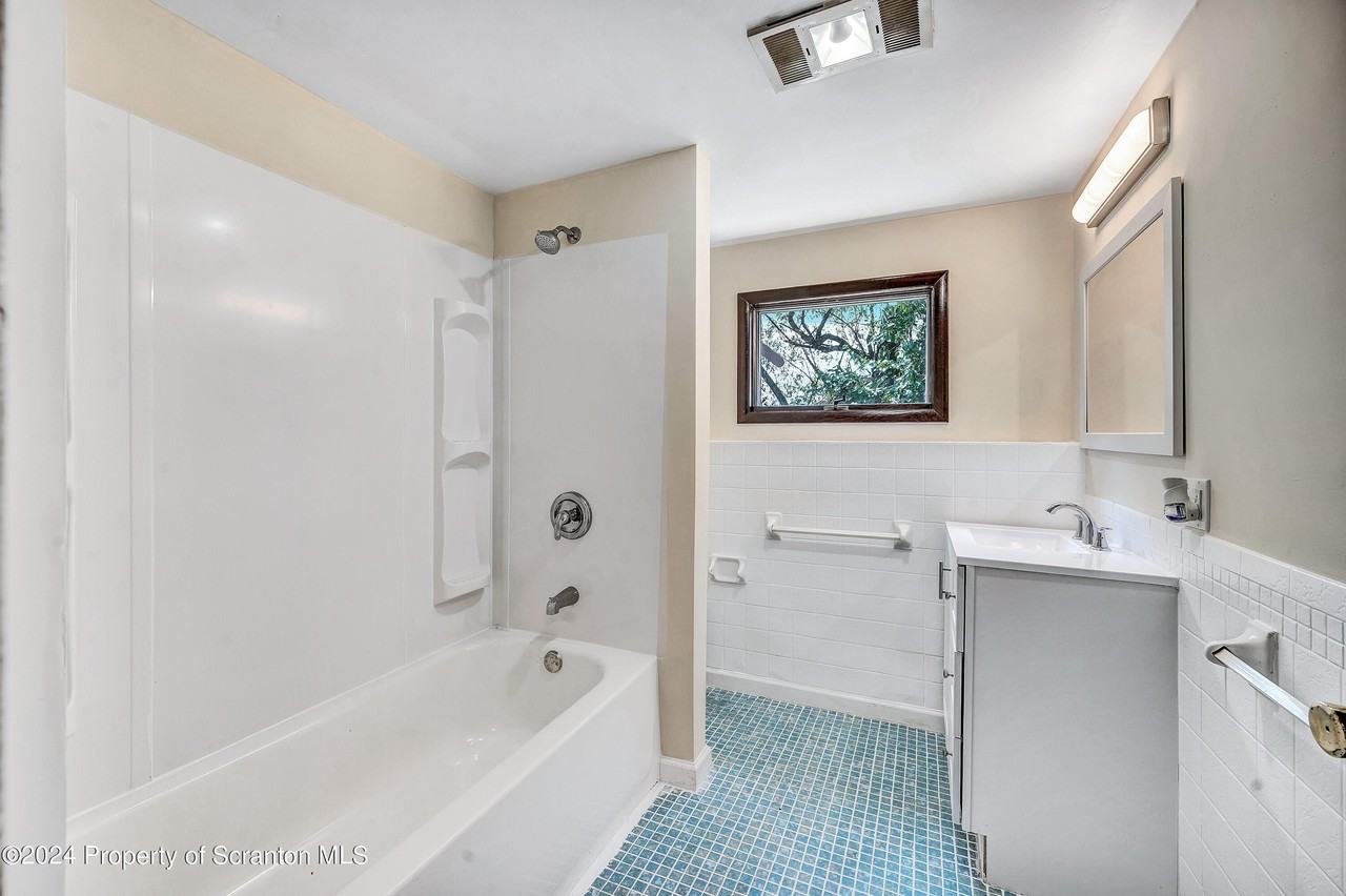 815 Fig St - Photo 4 of 21