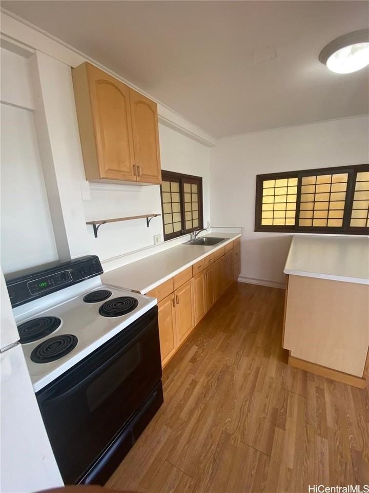 3212 Hayden St #C - Photo 2 of 10