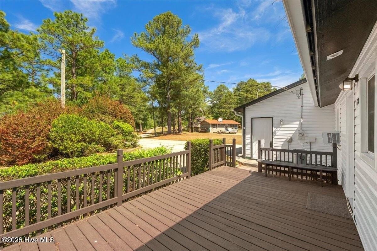 65 Sparrow Cir - Photo 3 of 43