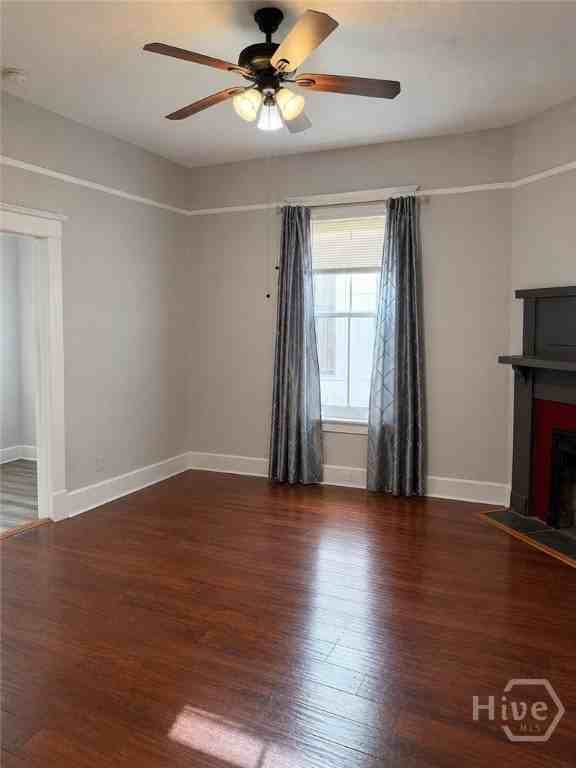 530 E 35th St #A - Photo 4 of 10